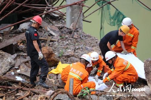 四川筠连发生山体滑坡已救出2人，当地应急局：救援仍在进行